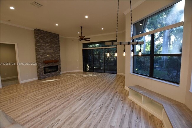 Building Photo - 10086 Noceto Way