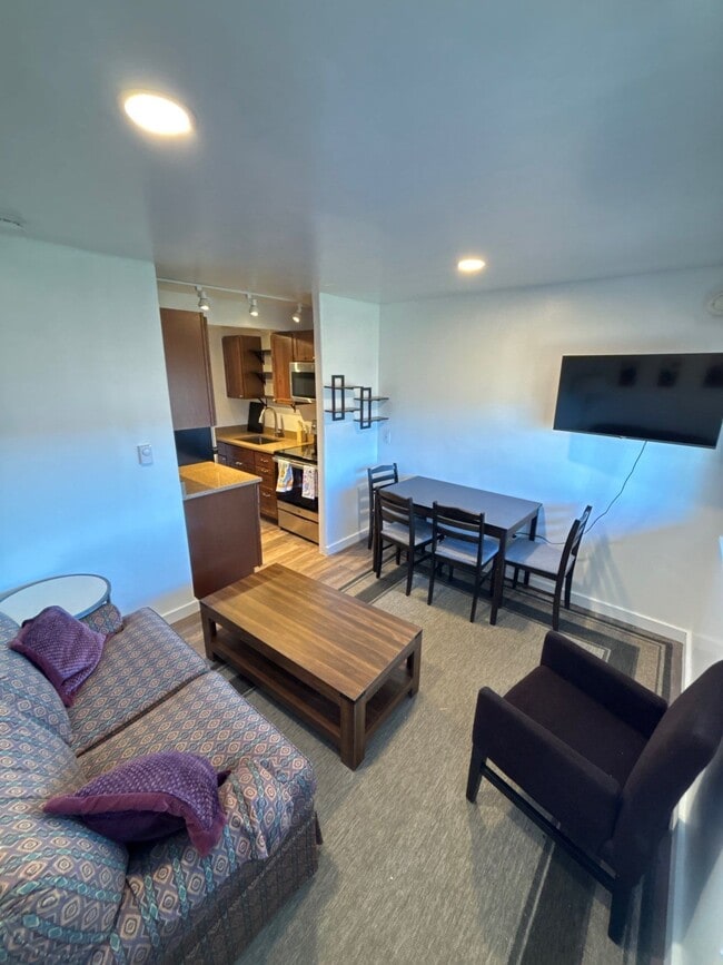 Building Photo - 3295 Apres Ski Way