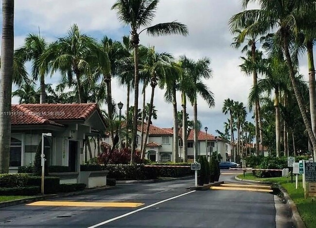 Building Photo - 5081 NW 116th Ct