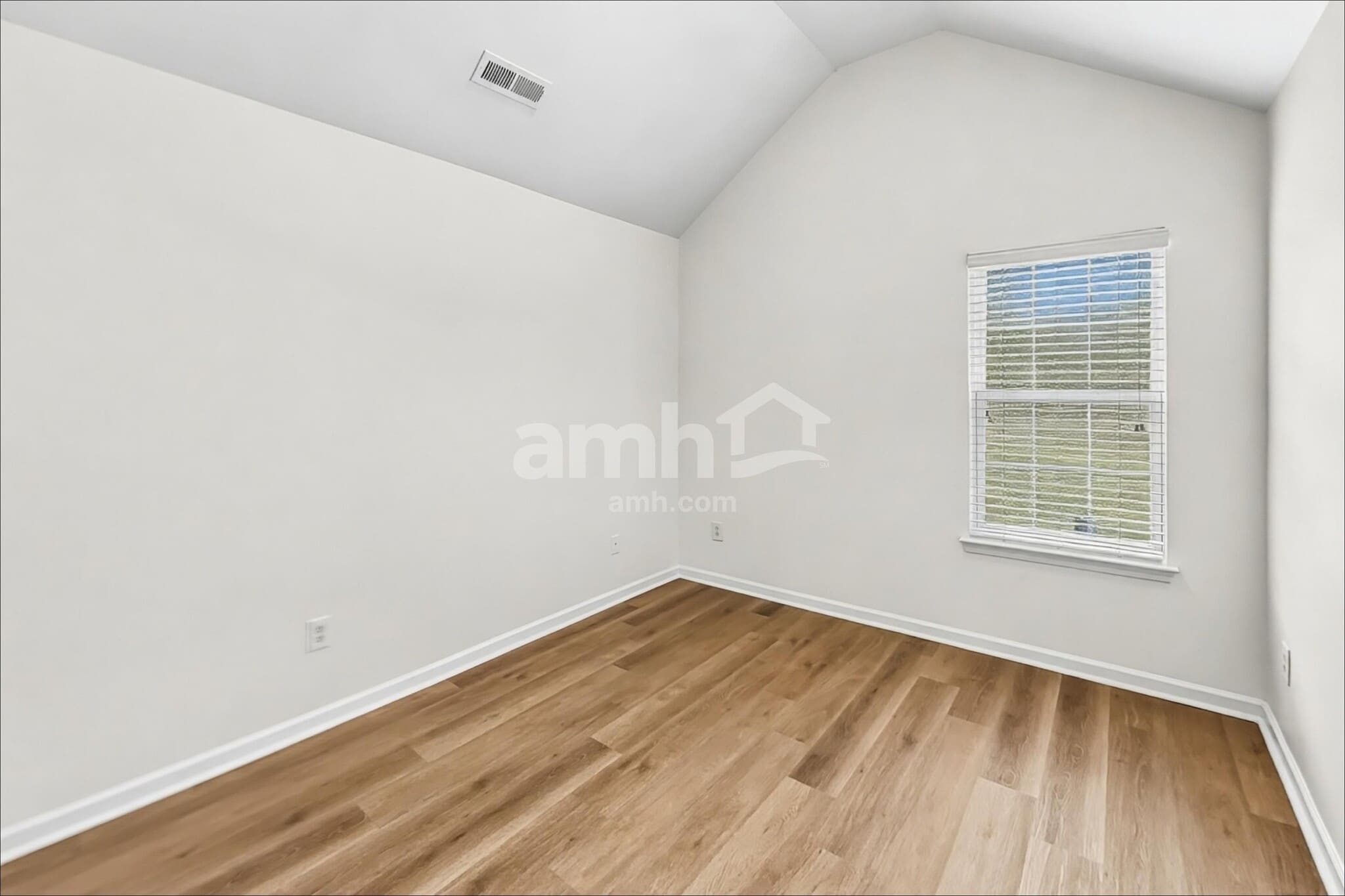 Building Photo - 4134 Robinwood Dr