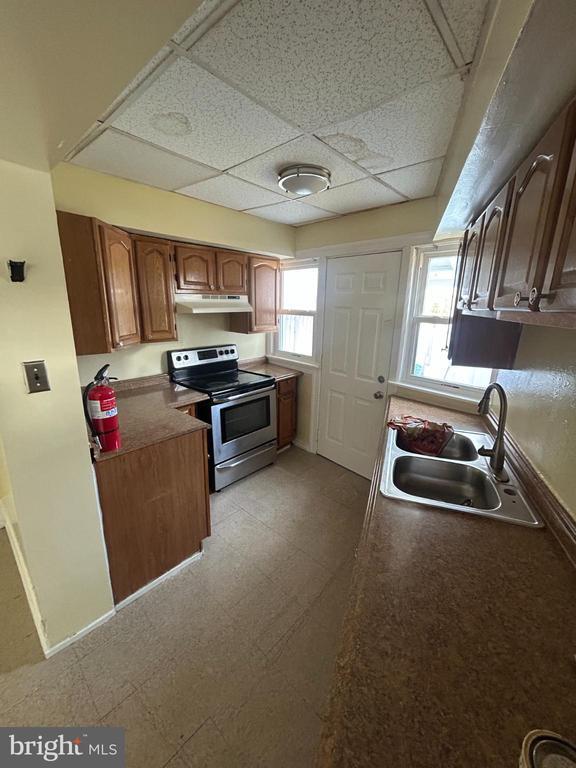 Building Photo - 349 Pearl St