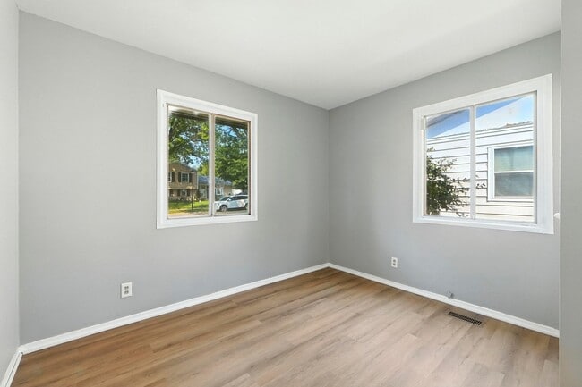 Building Photo - 3 bedroom home!