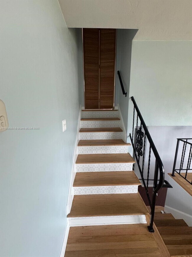 Building Photo - 141 NW 72nd Way