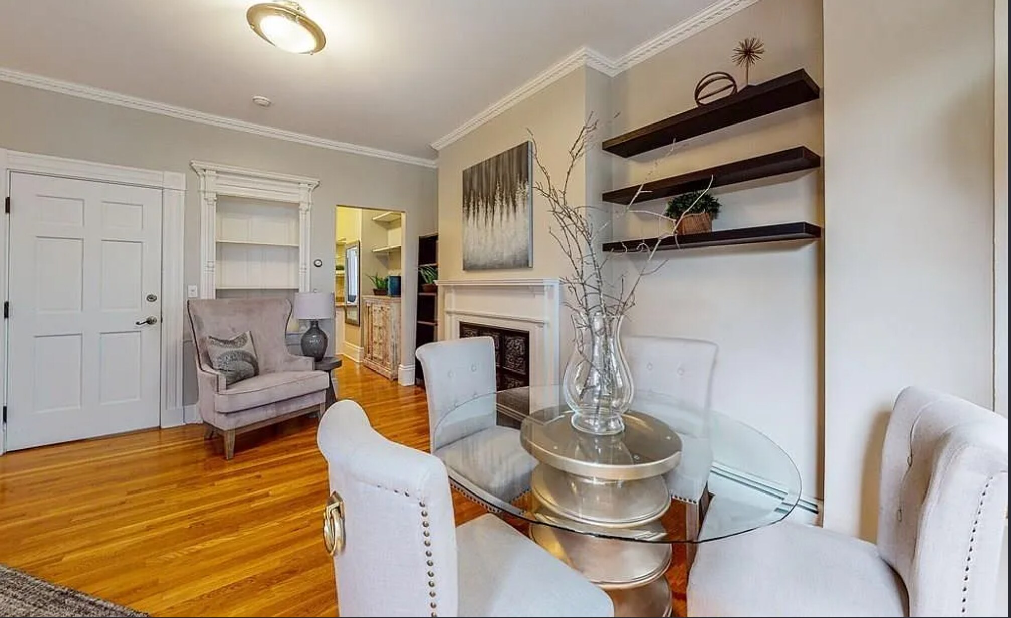 Building Photo - 256 W Newton St