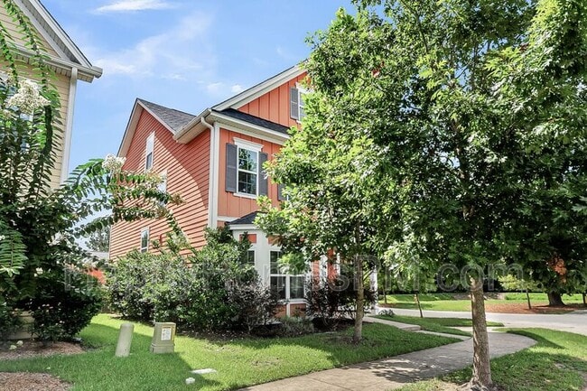 Building Photo - 1718 Emmets Rd