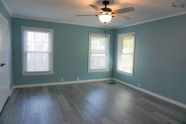 Building Photo - 1607 Arlington St