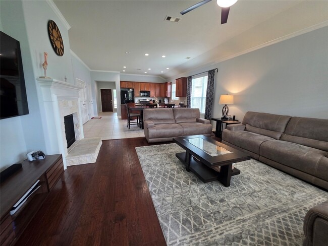 Building Photo - 7142 Breton Bay Pass