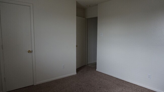 Building Photo - 4304 Sand Dollar Dr