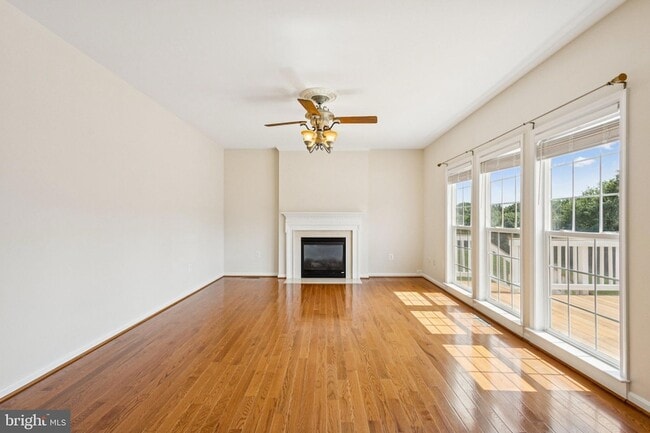 Building Photo - 44217 Navajo Dr