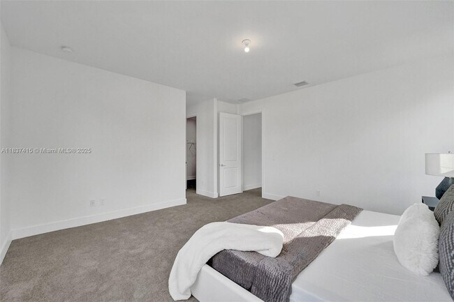 Building Photo - 13145 Addilyn Ct