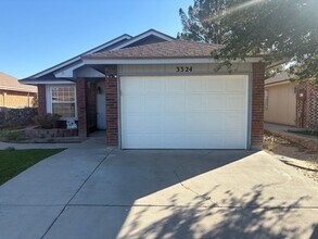 Building Photo - EASTSIDE HOME FOR RENT