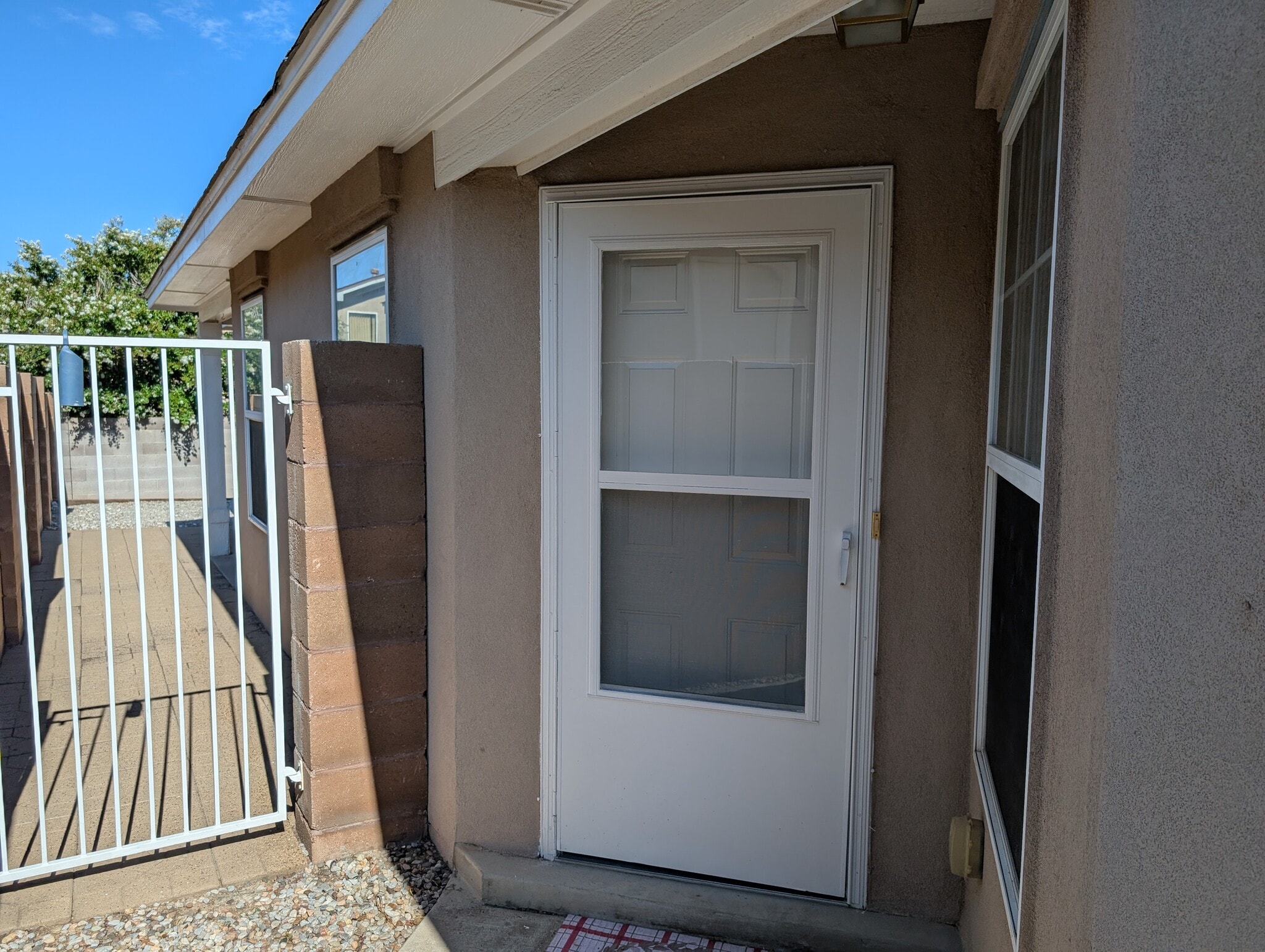 Building Photo - 9009 Eagle Vista Dr NE