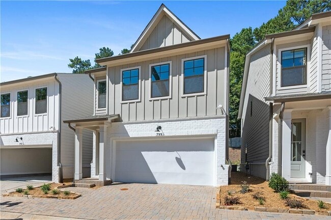 Primary Photo - 799 Stickley Oak Way