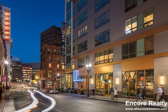 Building Photo - 665 Washington St