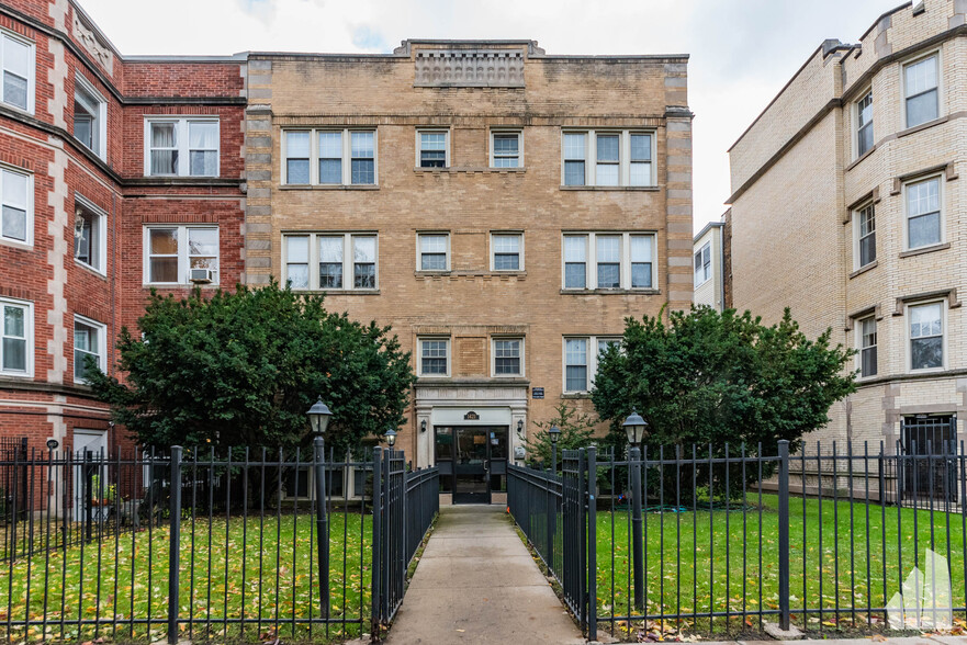 Primary Photo - 1421 W Farwell Ave
