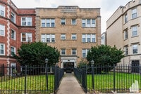 Building Photo - 1421 W Farwell Ave