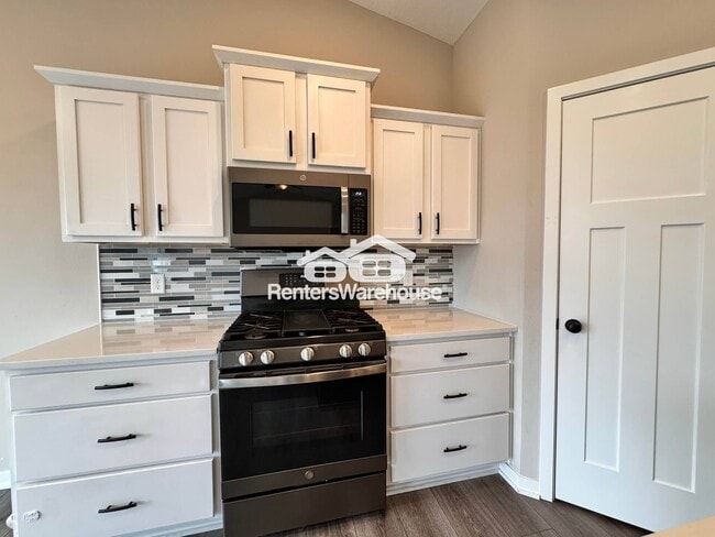 Building Photo - 1200 Locust St