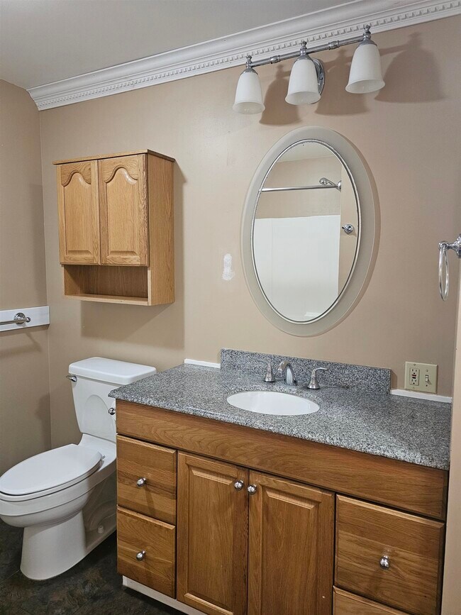 Building Photo - 30 Sterling Ln