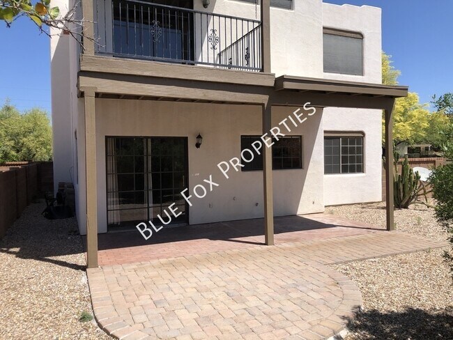 Building Photo - 759 W Clear Creek Way