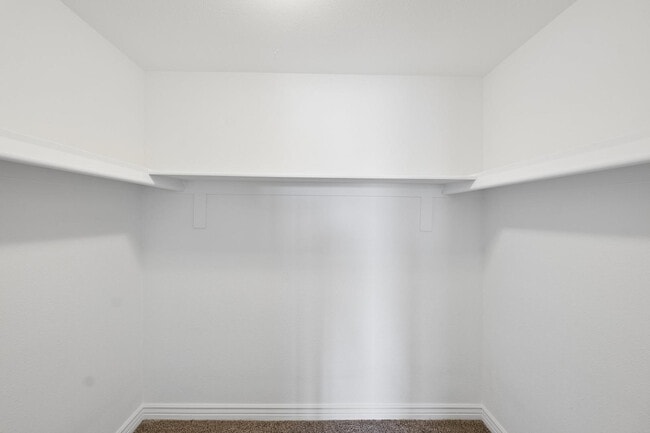 Building Photo - 540 N May