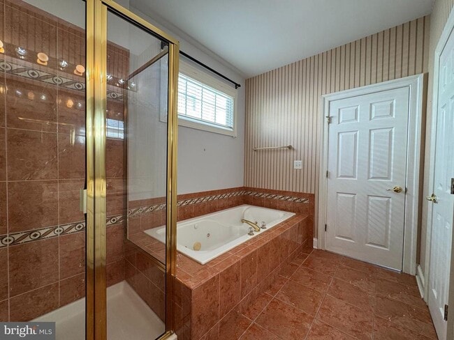 Building Photo - 13868 Piedmont Vista Dr