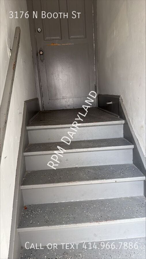 Building Photo - 3176 N Booth St