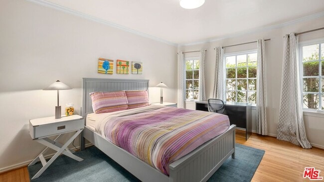 Building Photo - 434 N Genesee Ave