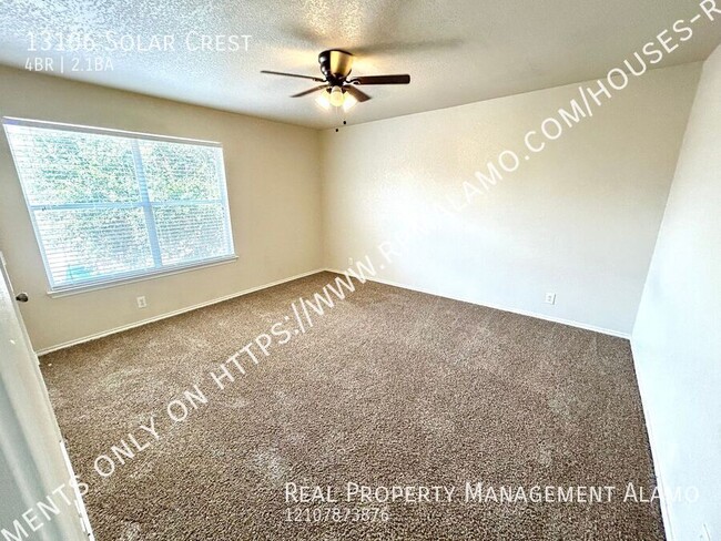 Building Photo - **MOVE IN SPECIAL** 4 Bedroom 2.5 Bath Hom...