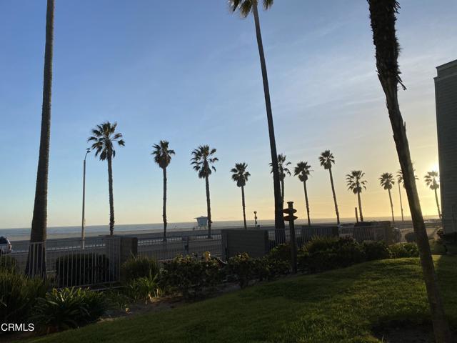 Primary Photo - 397 E Surfside Dr