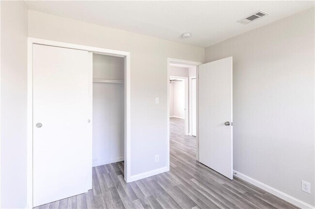 Building Photo - 10309 Burmaster Ln