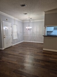 Building Photo - 1921 Gornto Rd