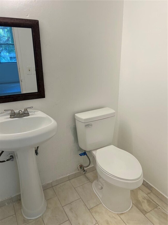 Building Photo - 1800 Sans Souci Blvd