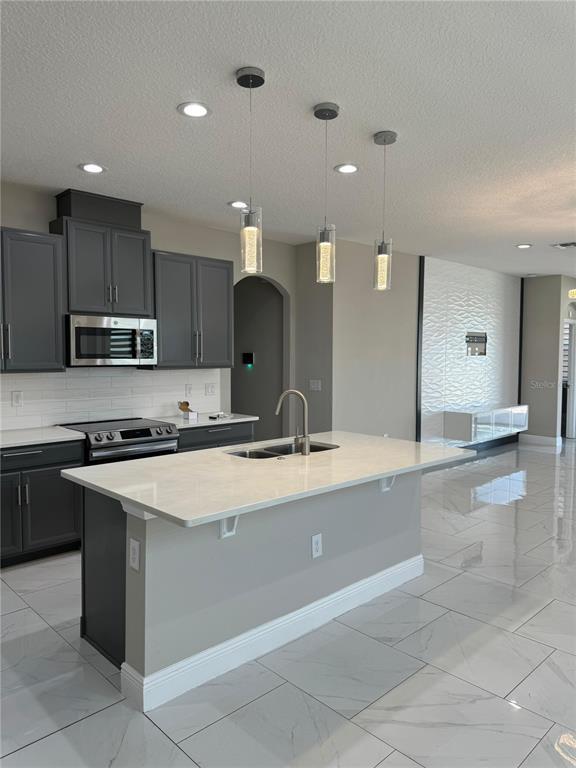 Building Photo - 5300 Pavia Dr