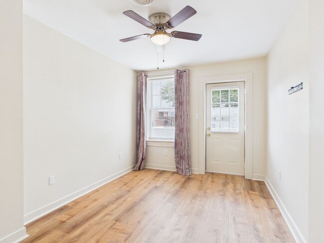 Building Photo - 411 Gilmer St