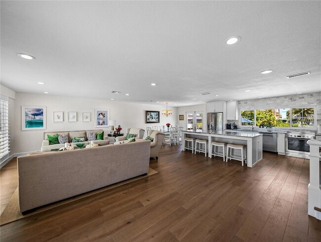 Building Photo - 829 59th Ave