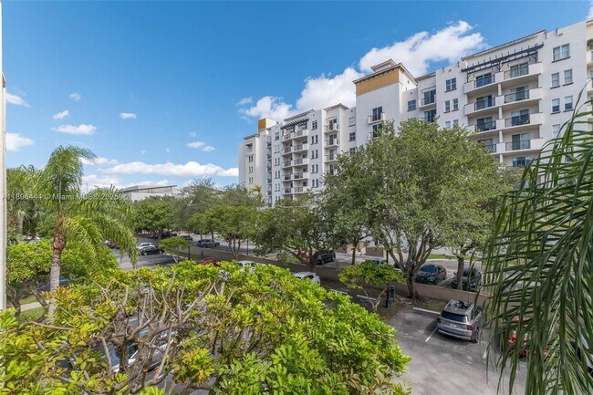 Building Photo - 9301 SW 92nd Ave