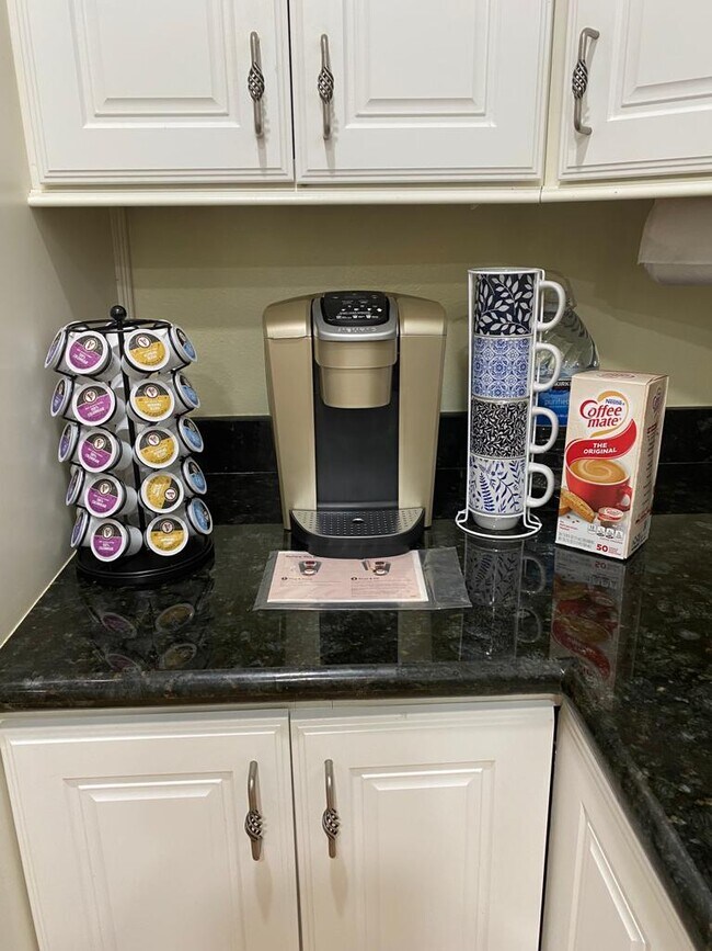 Coffee maker - 2300 Old Spanish Trl