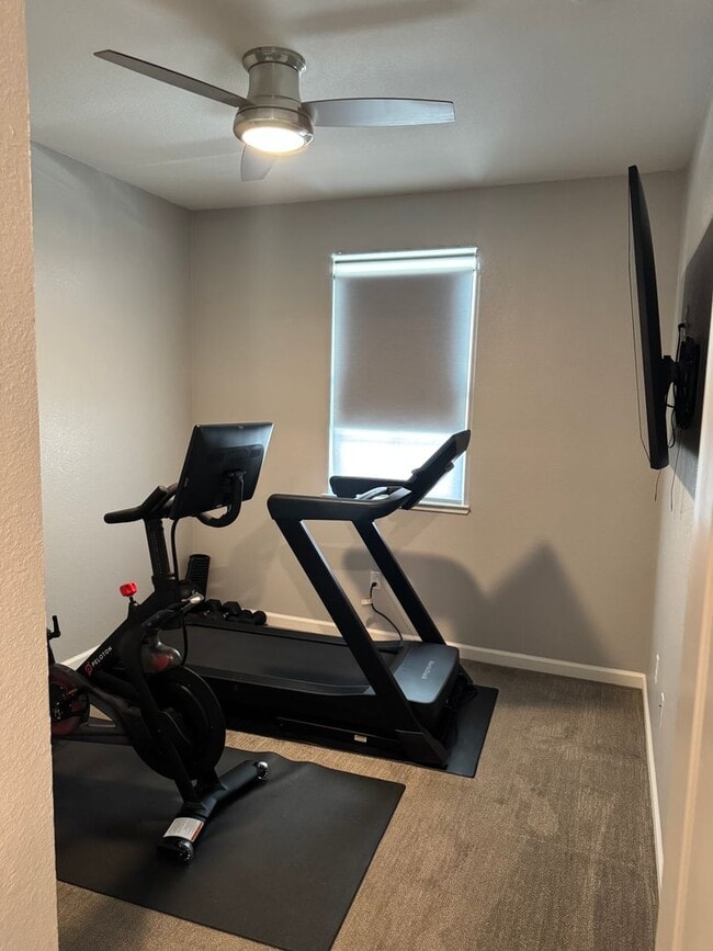 Building Photo - 4 Bed 3 Bath 2 Car Garage