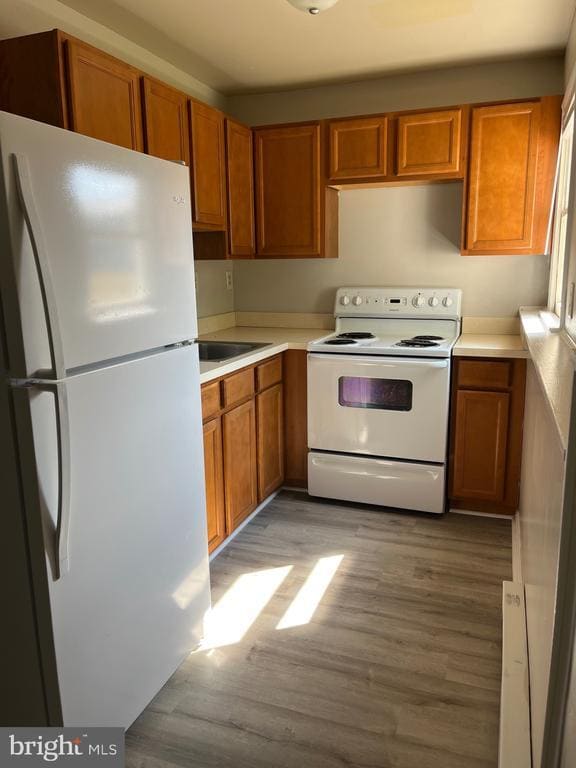 Building Photo - 7889 Main St