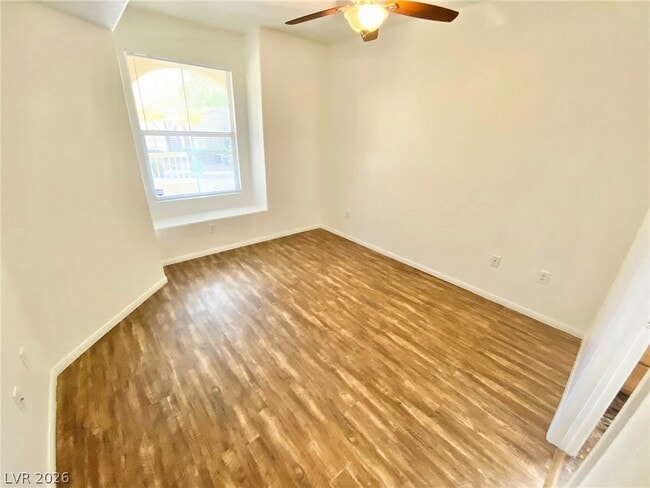 Building Photo - 10550 W Alexander Rd