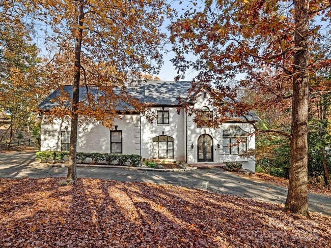 Primary Photo - 5516 Hardison Rd