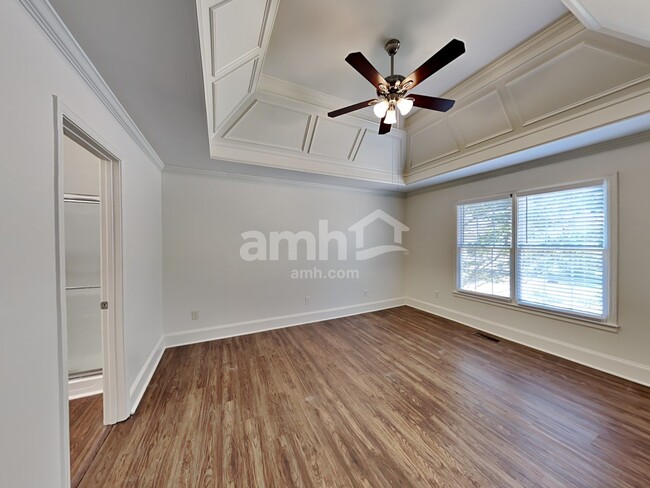 Building Photo - 1903 Ascot Ter NW