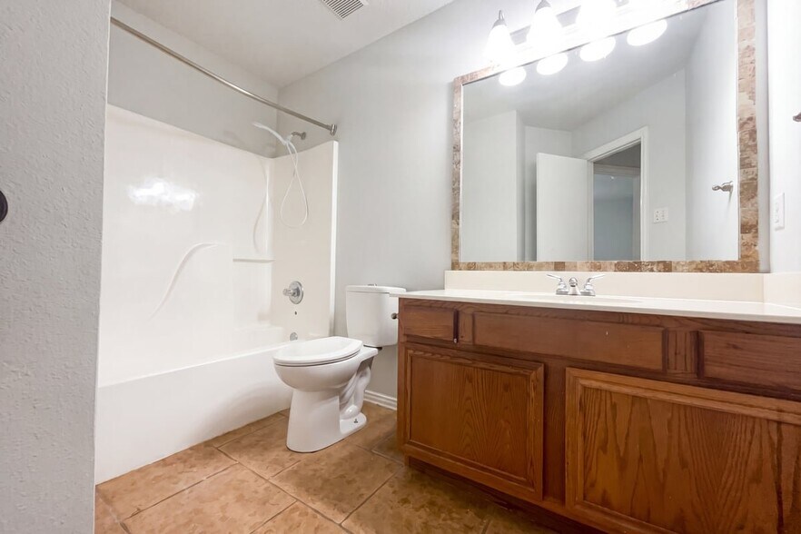 Building Photo - 1405 Turtle Cove Dr