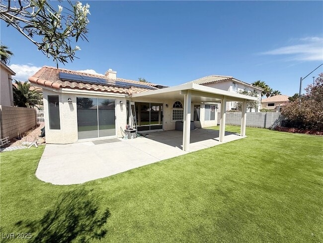 Building Photo - 3744 Crescent Canyon St