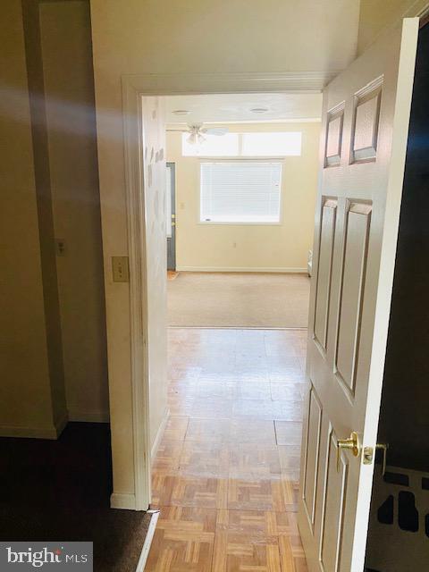 Building Photo - 372 E High St