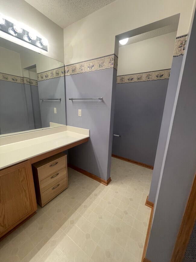 Building Photo - 17041 Embers Ave