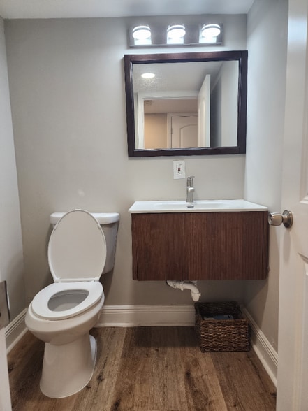 Building Photo - 0 W Lake Ave NW