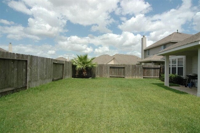 Building Photo - 13110 Rippling Creek Ln