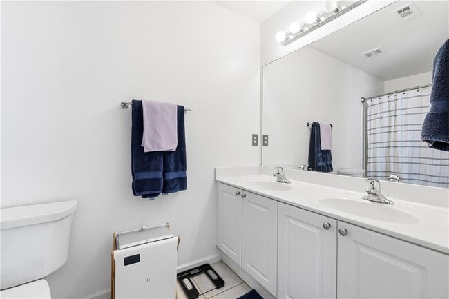 Building Photo - 1149 Liberty Pkwy NW