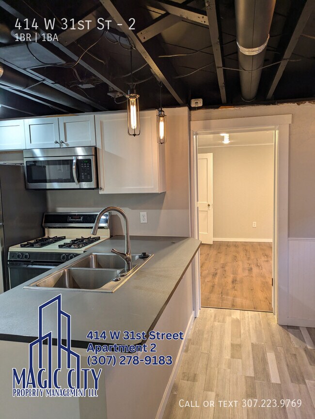 Primary Photo - 414 W 31st St